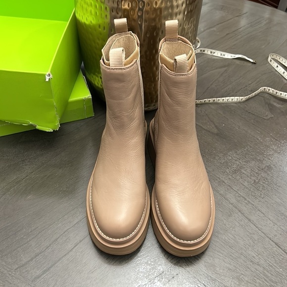 SAM EDELMAN KOLTON CHELSEA BOOT - Picture 6 of 13